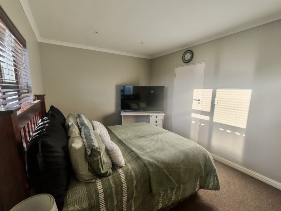 3 Bedroom Property for Sale in Myburgh Park Western Cape